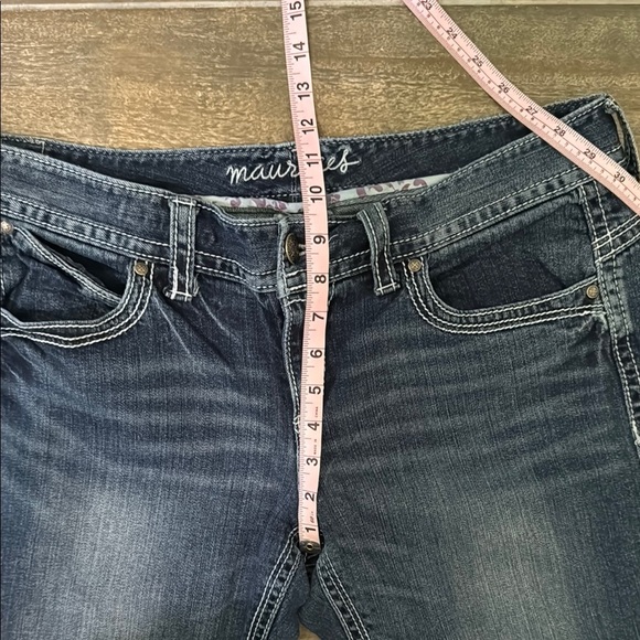 Maurices Classic Blue Denim Jeans - Picture 5 of 9